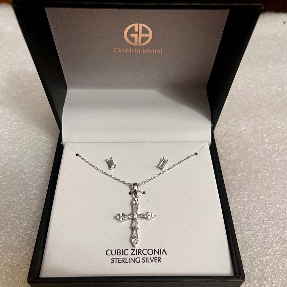 GIANI BERNINI Sterling Silver Cubic Zirconia Cross Necklace w/Earrings Set -NEW!